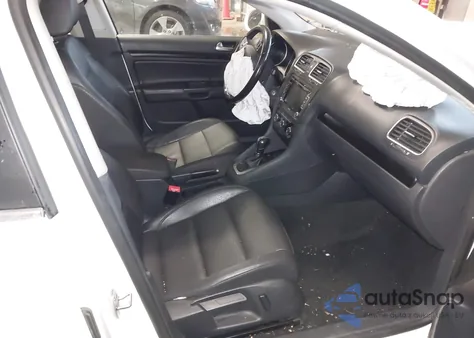 2012 Volkswagen Jetta Sportwagen 2.5L Se z USA, uszkodzony, nr VIN 3VWPP7AJ9CM690565